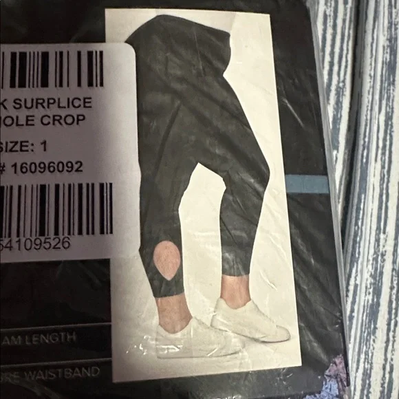 Torrid - Picture 2 of 3